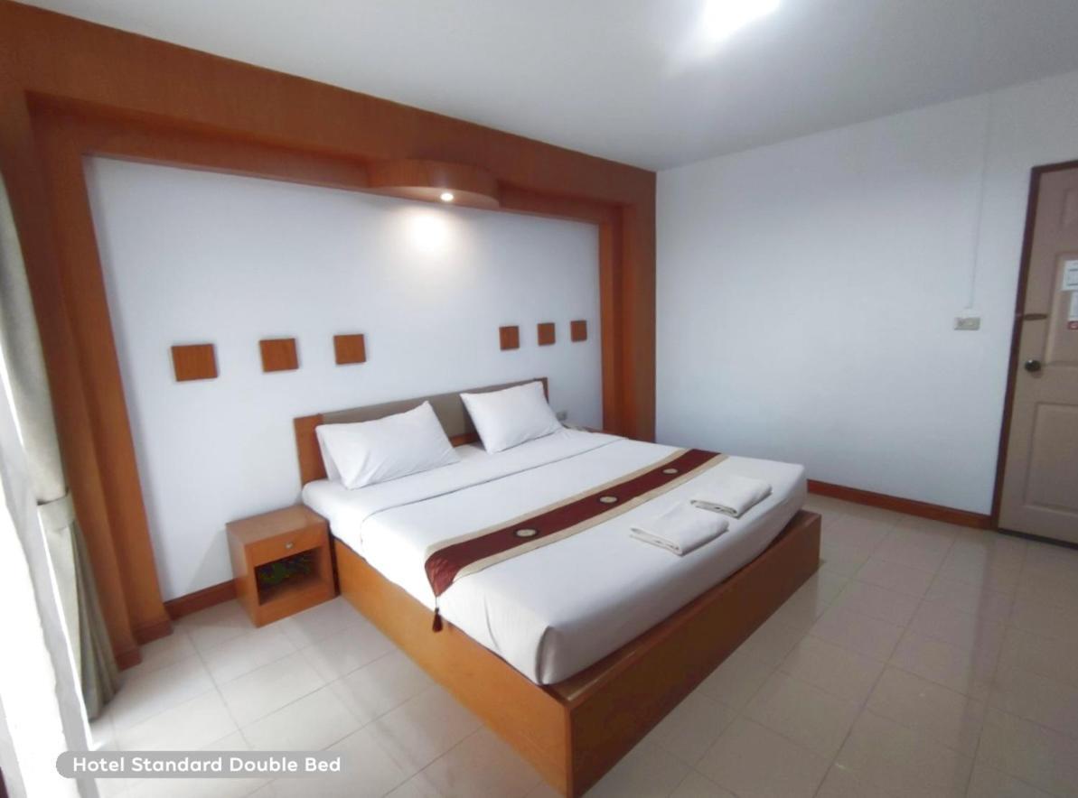 Areena Resort And Hotel Uttaradit Ngoại thất bức ảnh