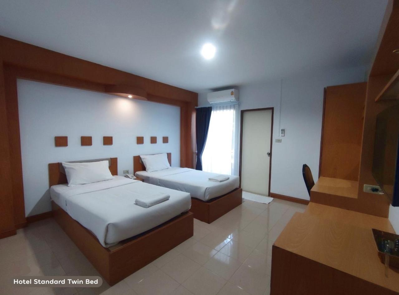Areena Resort And Hotel Uttaradit Ngoại thất bức ảnh