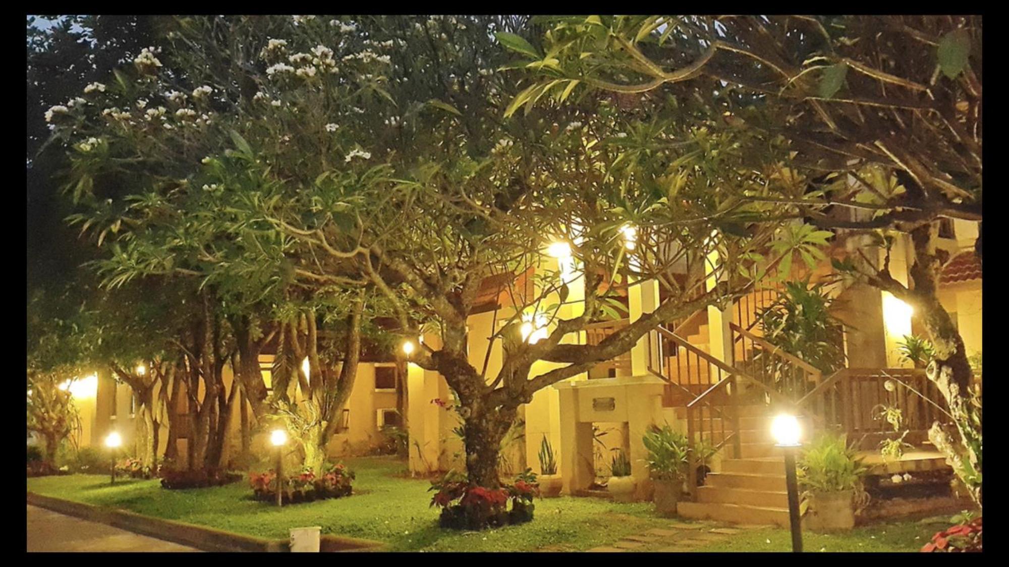 Areena Resort And Hotel Uttaradit Ngoại thất bức ảnh